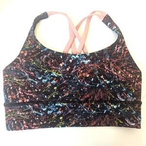 Lululemon sports bra EUC 6